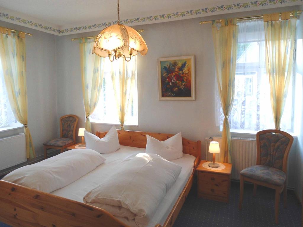 Hotel Krone Gößweinstein Szoba fotó