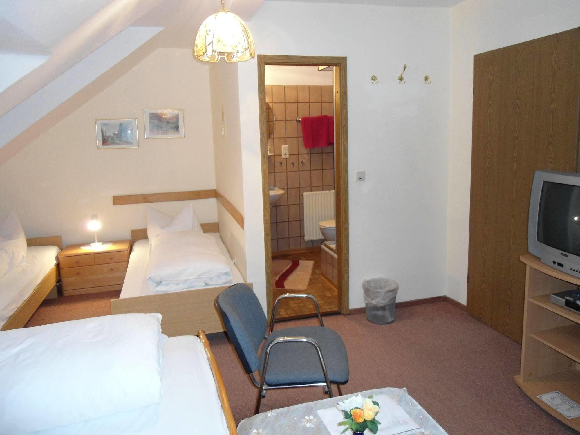 Hotel Krone Gößweinstein Kültér fotó