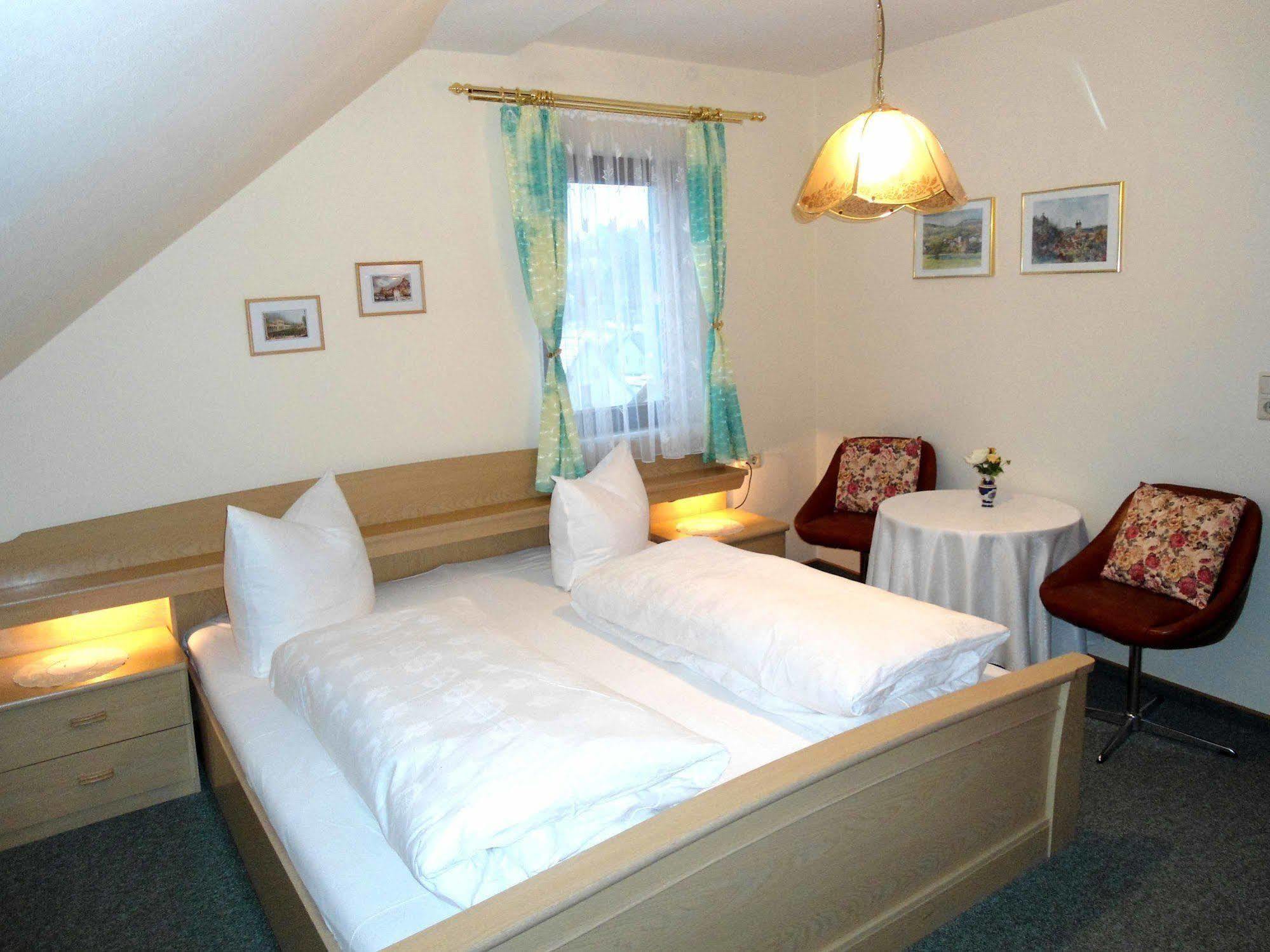 Hotel Krone Gößweinstein Kültér fotó
